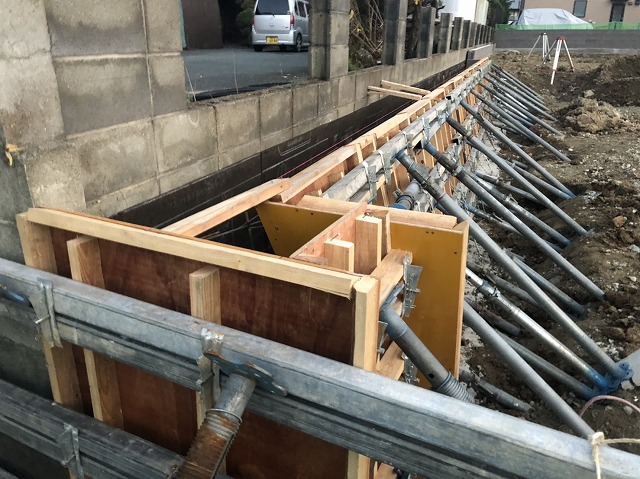 土木　基礎工事　管工事　施工現場　建設　土木　エクステリア　株式会社武井組